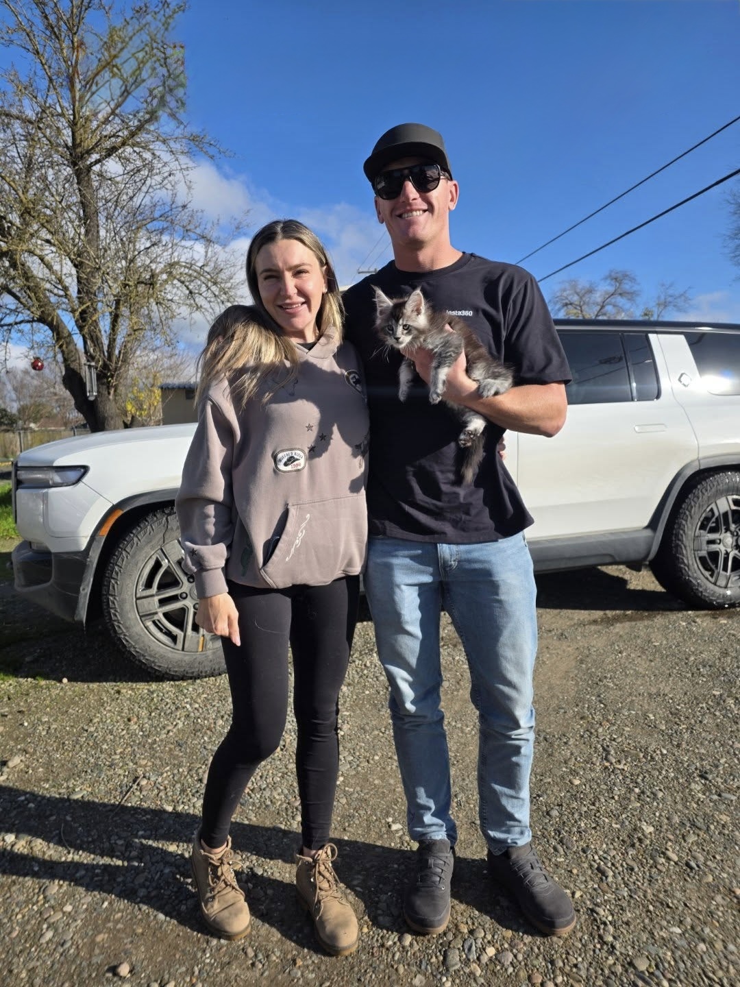A JazzyMajestical family welcoming their Maine Coon